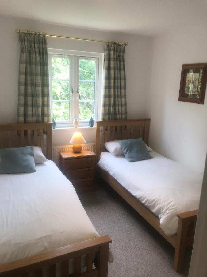 Liming Lodge - Lakeside Home In The Cotswolds Южен Сърни Екстериор снимка